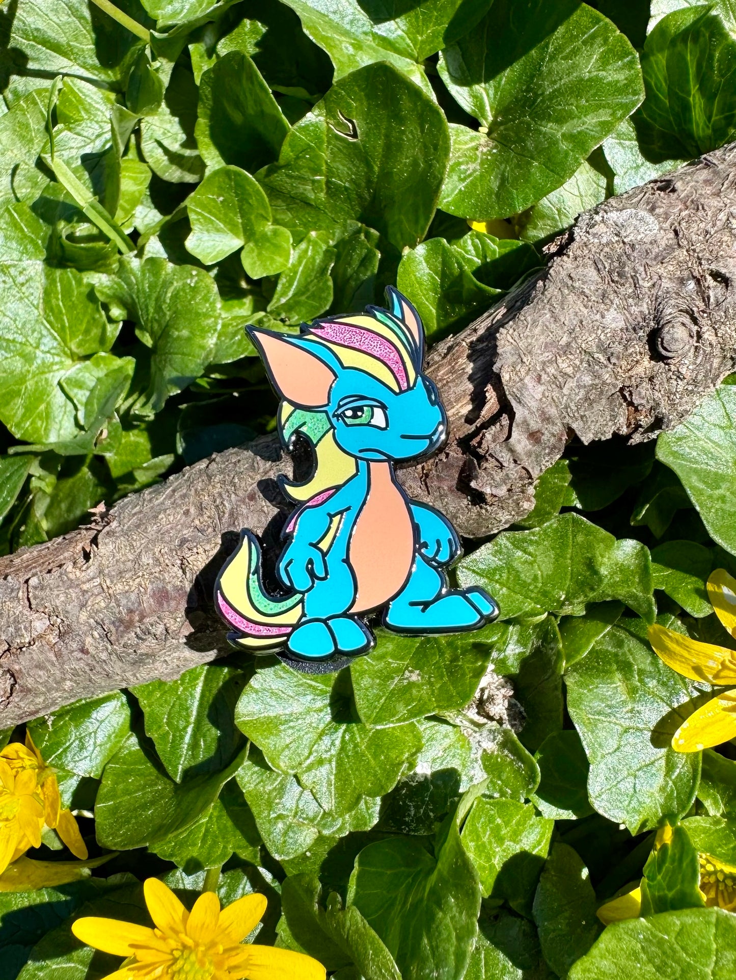 Pastel Kyrii Pin, Neopets