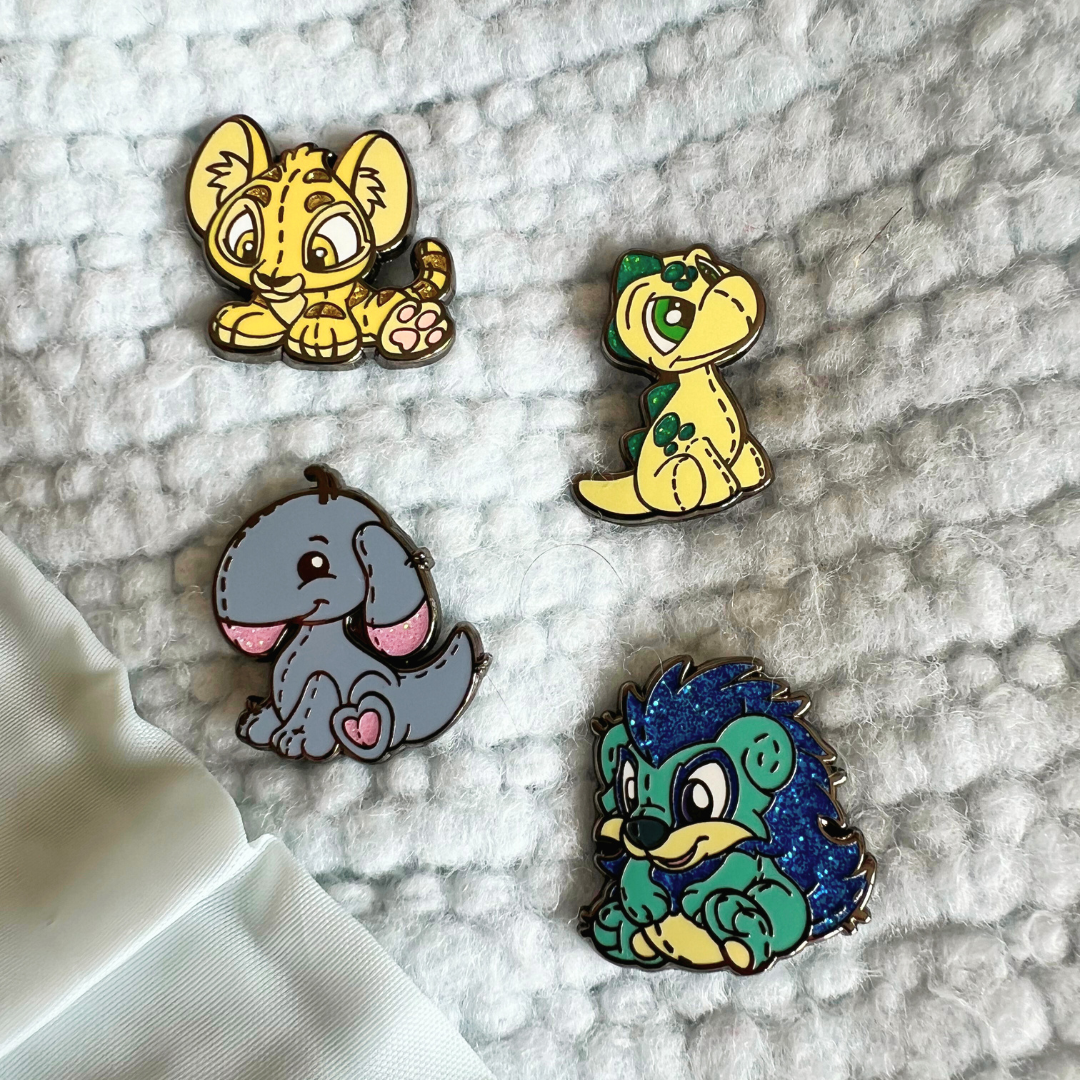 Baby Blumaroo Plushie Pin, Neopets