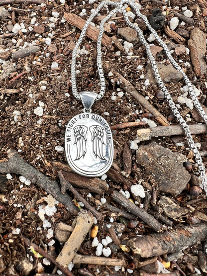 Daryl Wings Medallion