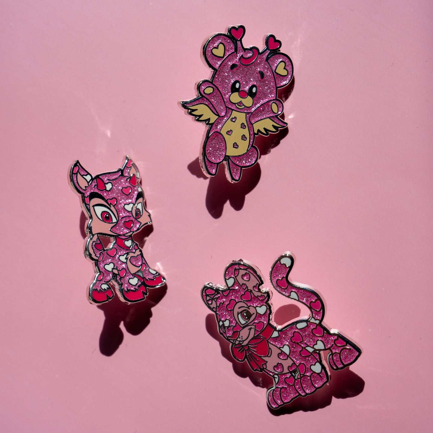 Valentine Kougra Pin, Neopets