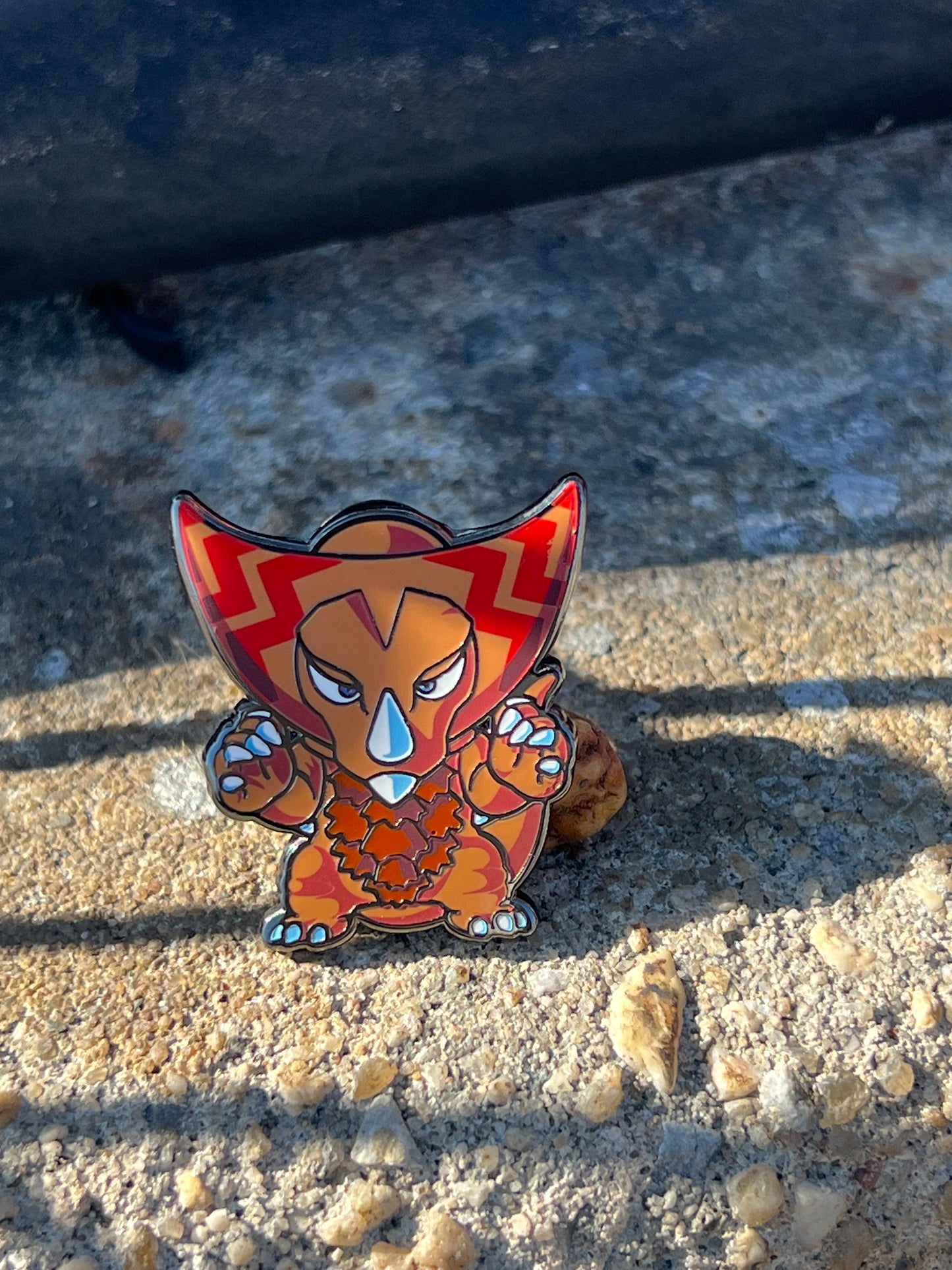 Gomora Pin, Ultraman